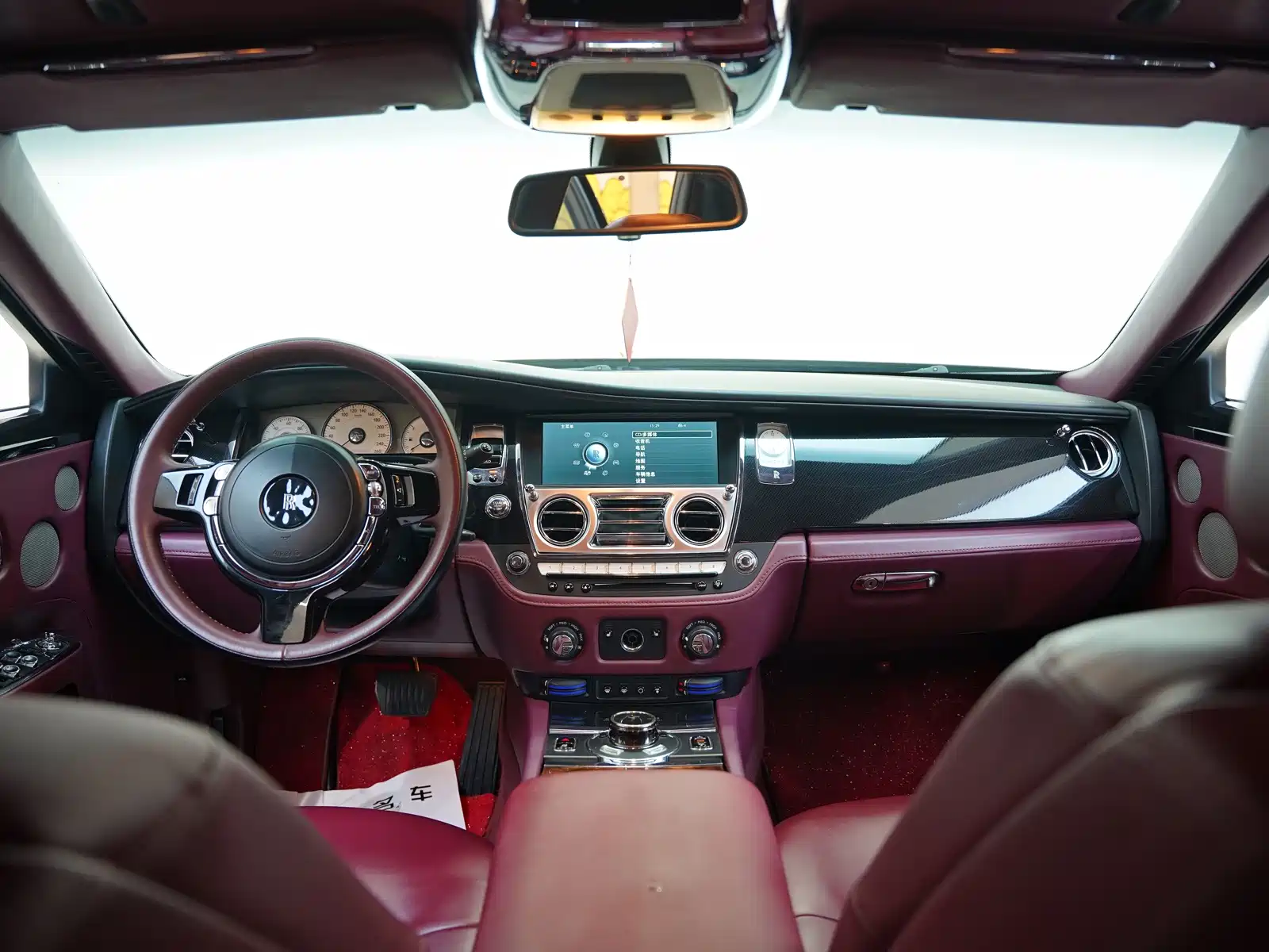 Фото 13 - Rolls-Royce Ghost