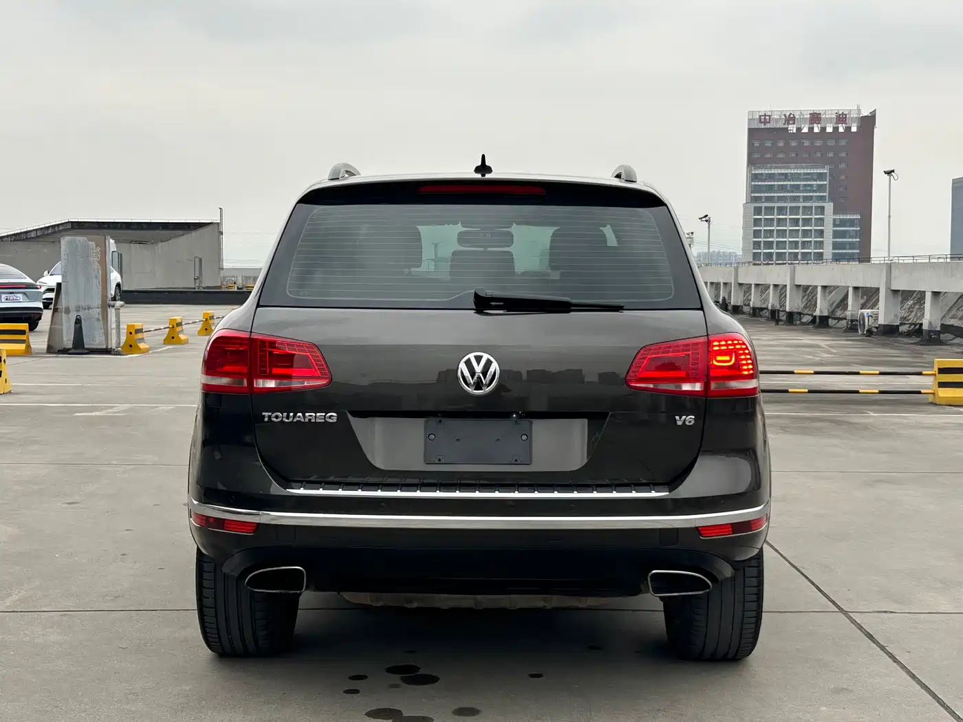 Volkswagen Touareg 2017 3.0TSI Explorer Edition фото 5