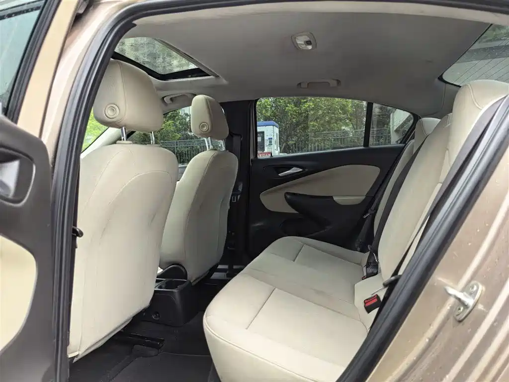 Buick Excelle 2018 15N CVT Elite фото 18