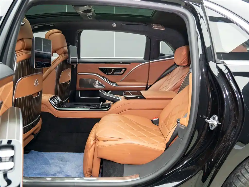 Mercedes-Benz Maybach S-Class 2023 S 680 4MATIC фото 11