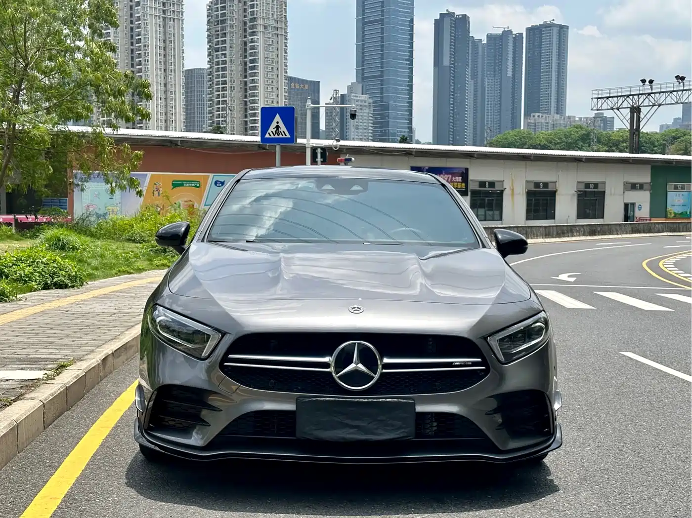 Mercedes-Benz A-Class AMG 2023 Model Year AMG A 35 L 4MATIC фото 3