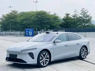 NIO ET7