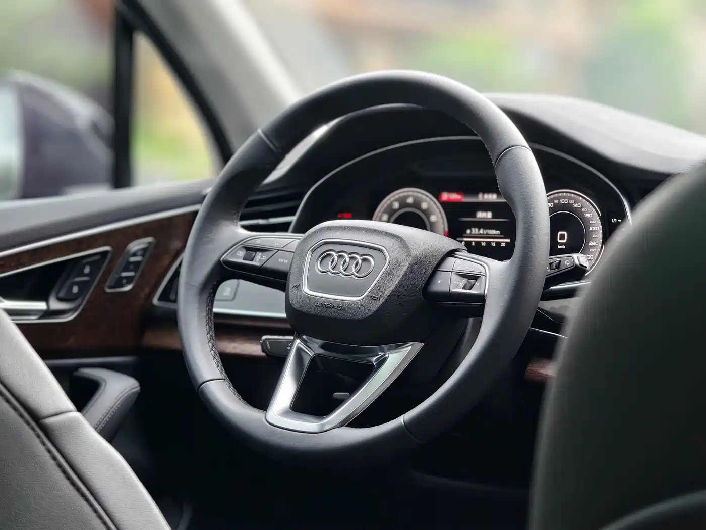 AUDI Q7