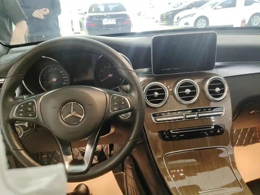 Mercedes-Benz GLC Coupe 2019 2019 Facelift GLC 260 4MATIC Coupe SUV