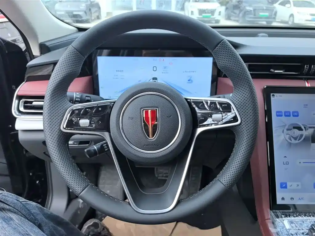Hongqi H5 PHEV 2025 130 Super Hybrid Edition фото 11