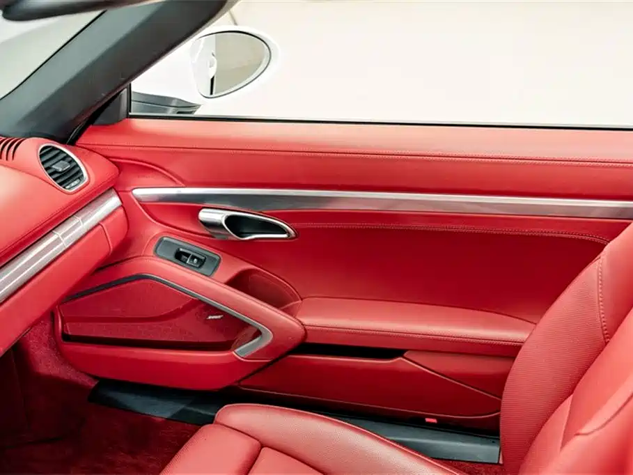 صورة 13 - Porsche 718