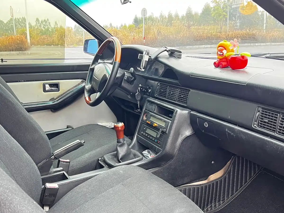 Hongqi New Mingshi 2007 1.8L Olympic Star фото 10