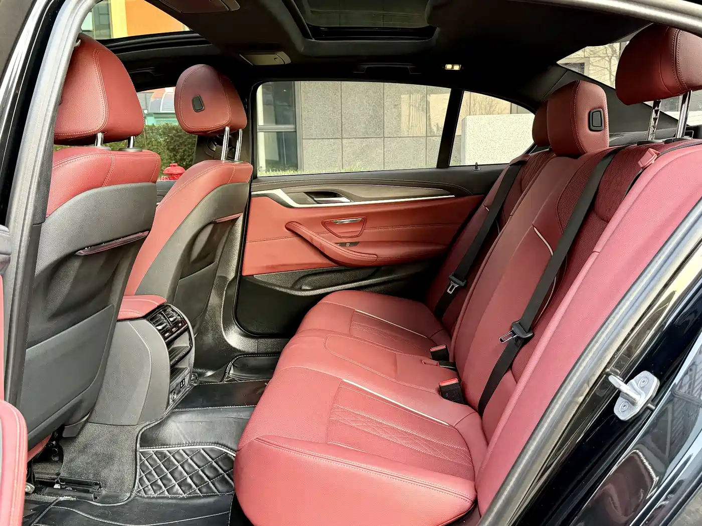 BMW 5 Series 2022 Facelift 530Li Leading M Sport Package фото 10