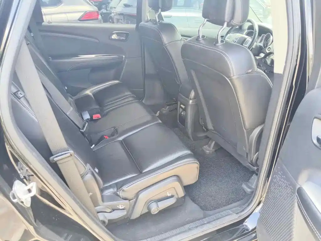 Dodge Journey 2017 2013 Model 2.4L 2WD Premium Edition