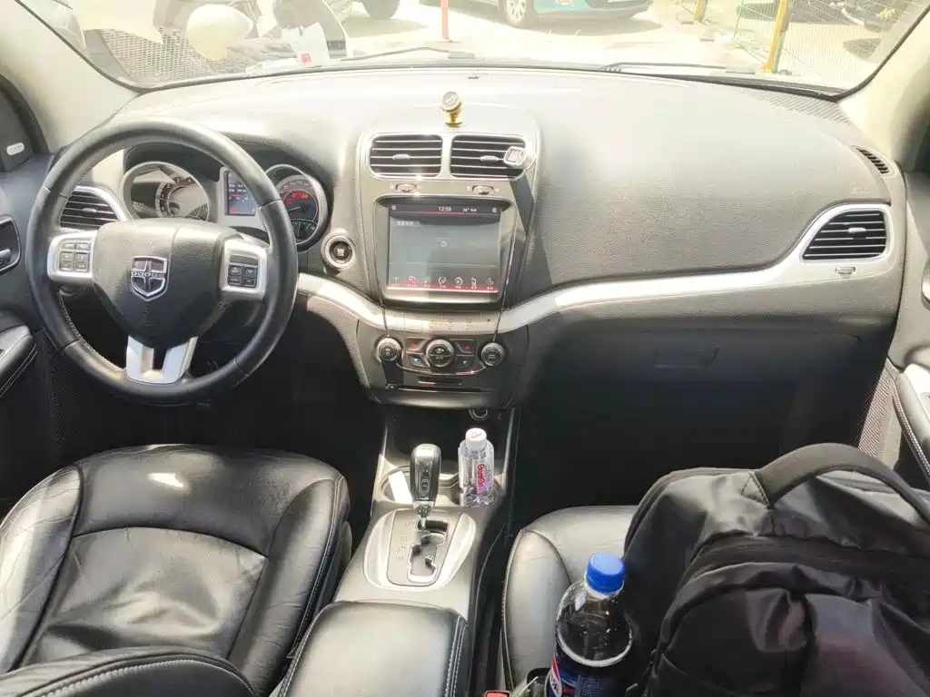 Dodge Journey 2017 2013 Model 2.4L 2WD Premium Edition