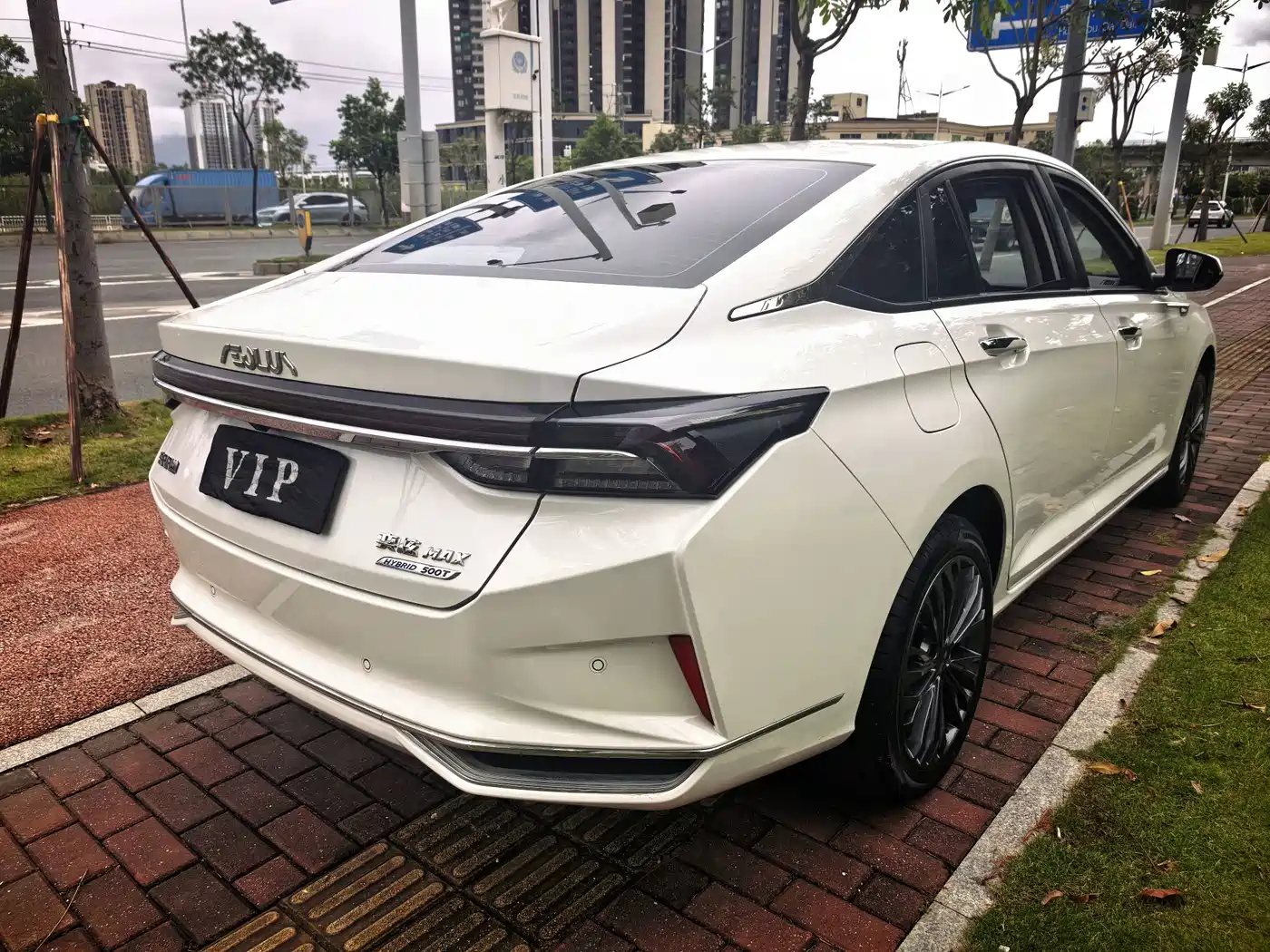 Dongfeng Aeolus Yixuan MAX 2022 2021 1.5T Super Dad Edition