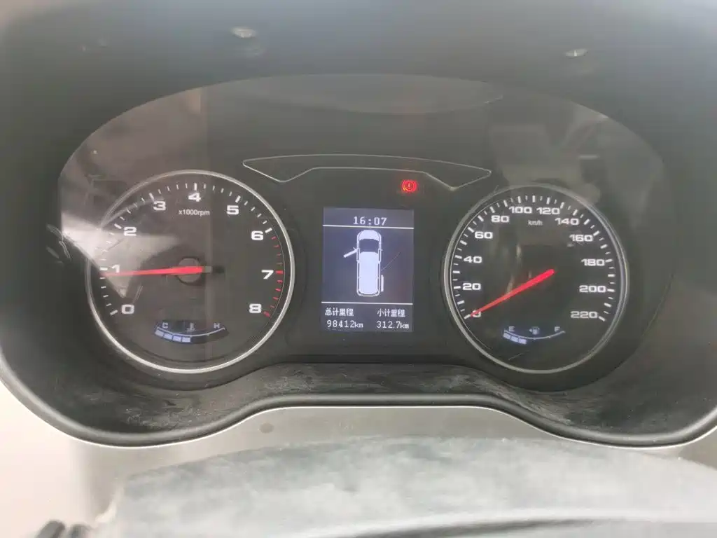 JAC Refine Refine M4 2017 2016 2.0L Manual Luxury