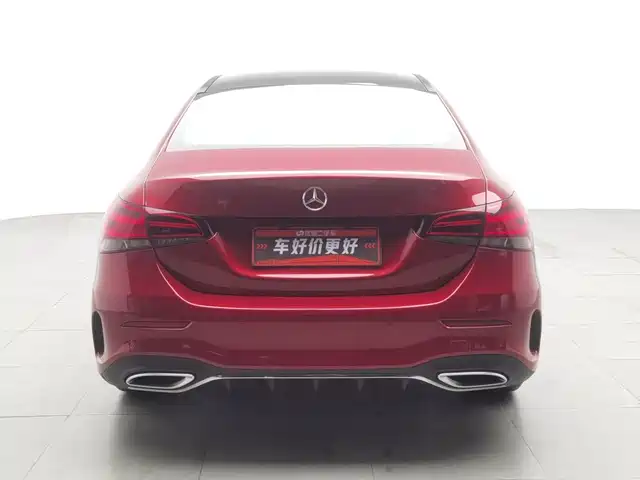 Mercedes-Benz A-Class 2019 A 180 L Sport Sedan — фото 4