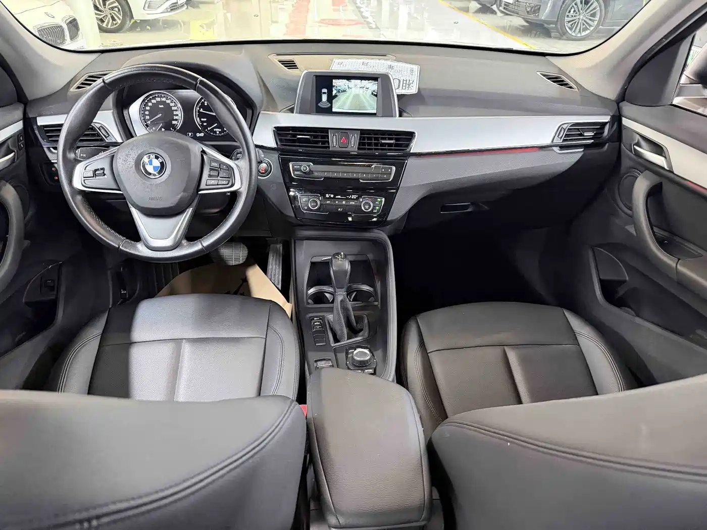 BMW X1 2019 sDrive18Li Fashion Model фото 6