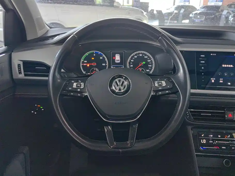 Volkswagen Tharu New Energy 2021 Panorama Premium Edition фото 15
