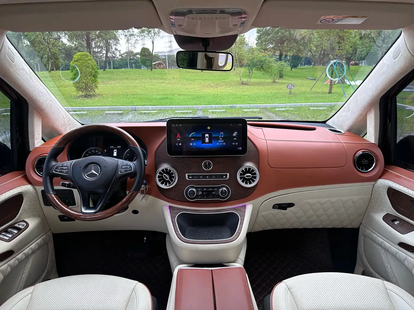 Mercedes-Benz Vito 2021 2.0T Business Edition 7-seater фото 10