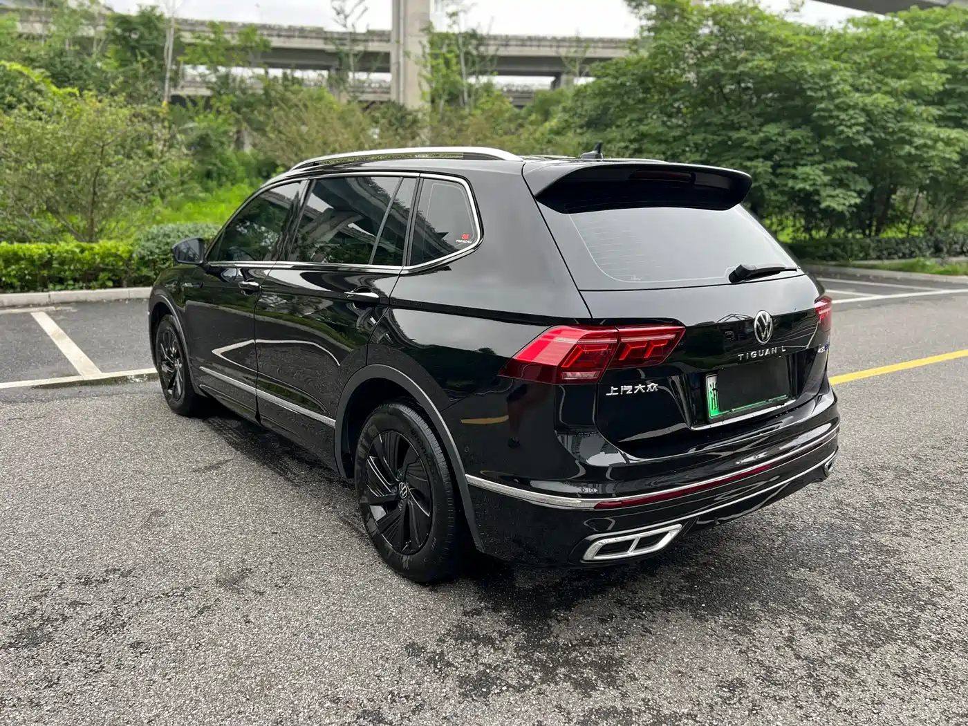 VOLKSWAGEN TIGUAN L NEW ENERGY