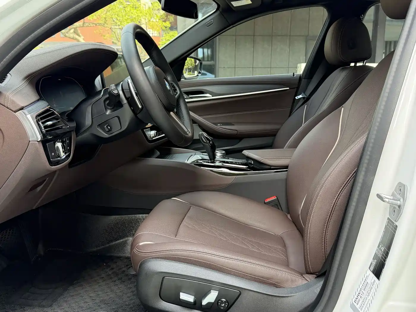 BMW 5 Series 2021 530Li Leading M Sport Package фото 15