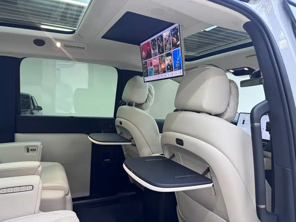 Li Auto MEGA 2025 2025 Model Home Family Special Edition