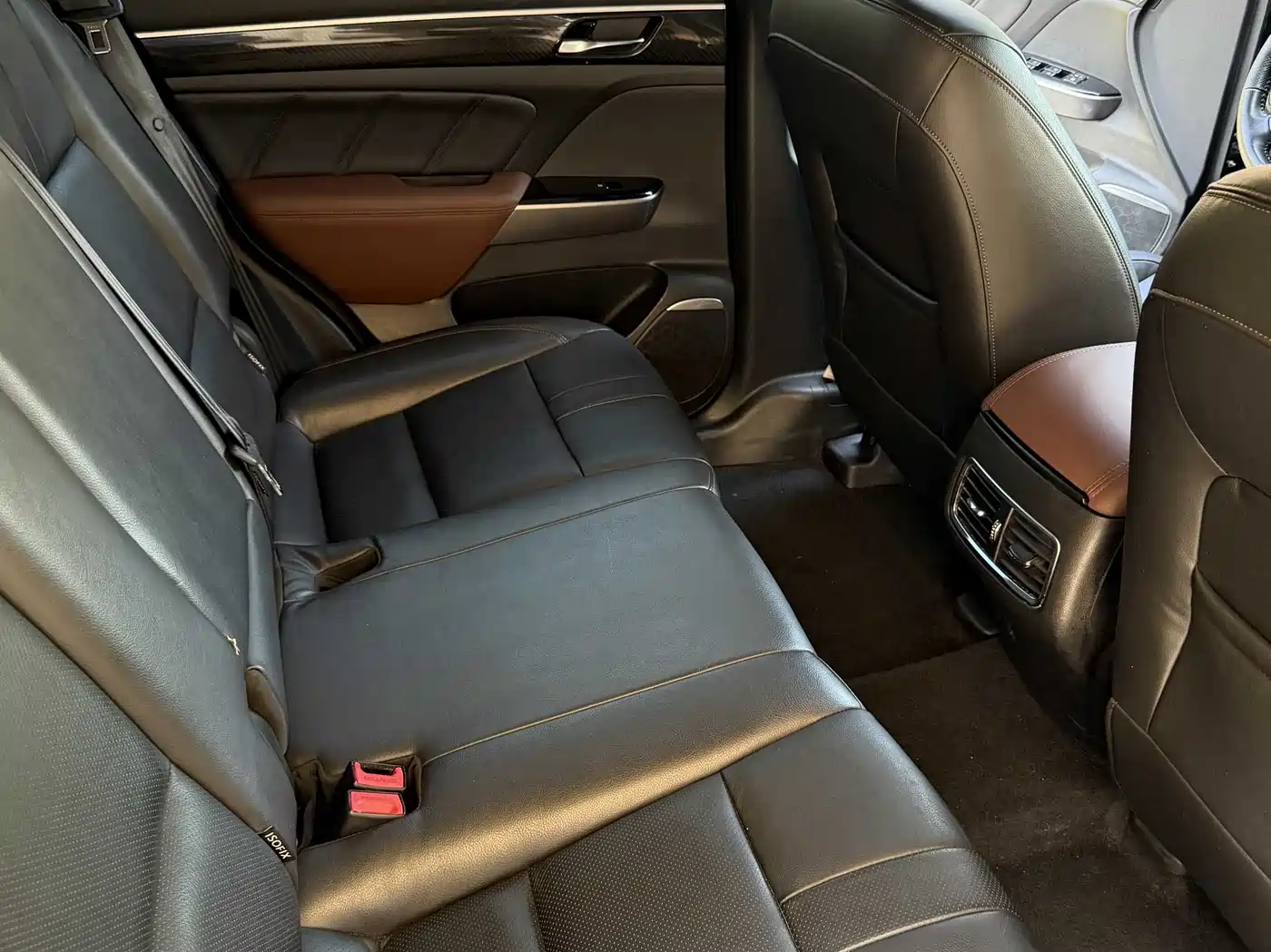 GAC Trumpchi Trumpchi GS7 2020 2019 390T 2WD Luxury Model