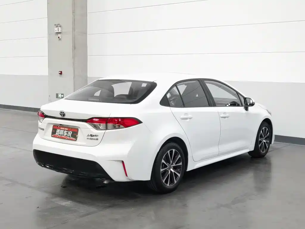 Photo 2 - Toyota Levin