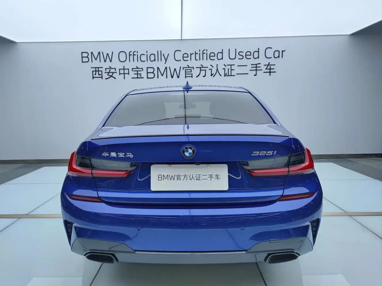 BMW 3 Series 2020 325i M Sport Black Night Package фото 4