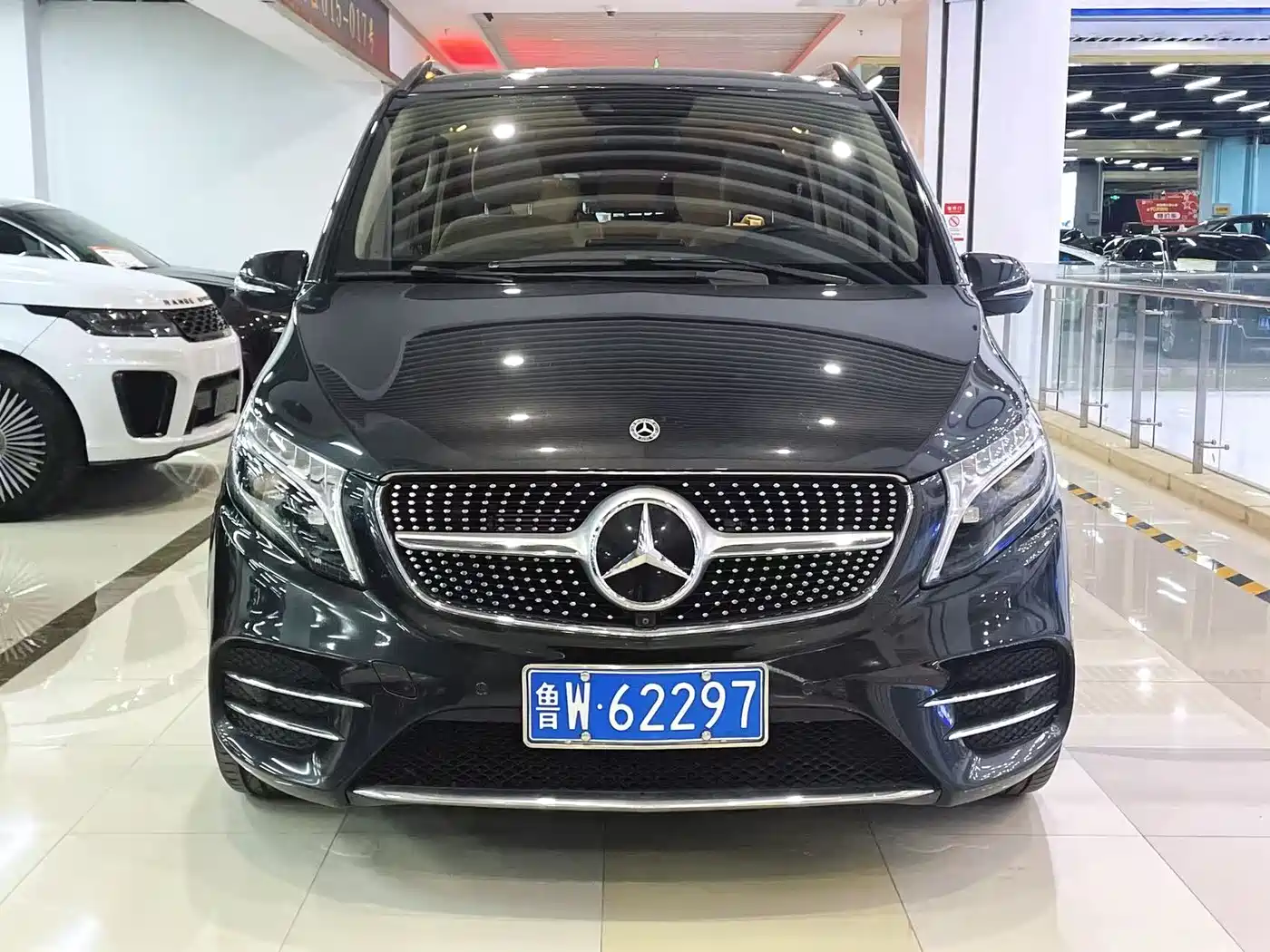 Mercedes-Benz V-Class 2020 Model V 260 L Long Wheelbase Luxury фото 2