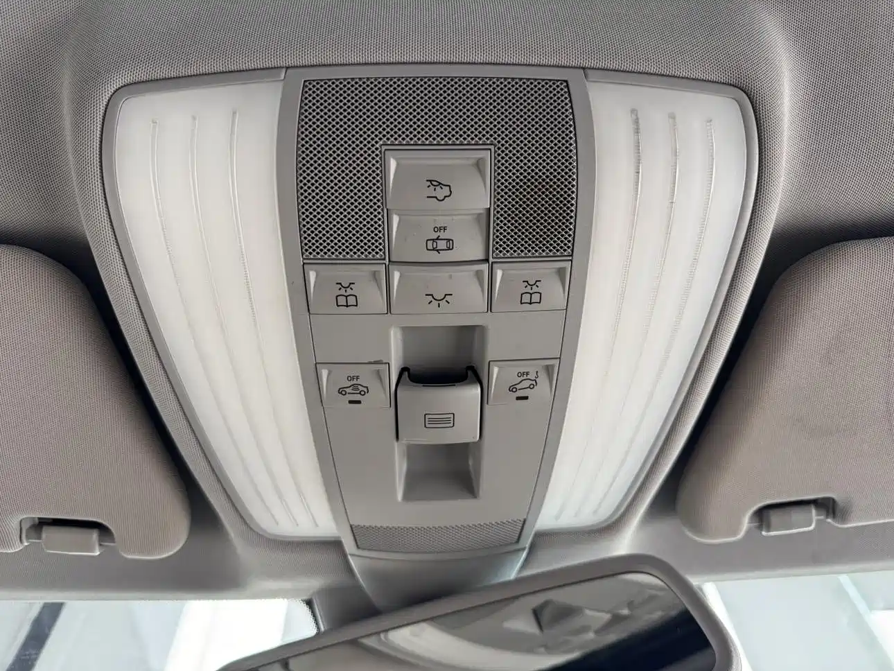 Mercedes-Benz E-Class (Import) 2010 E 200 CGI Elegance фото 21