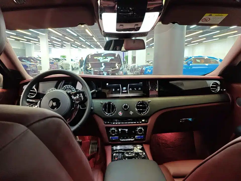 Фото 3 - Rolls-Royce Ghost
