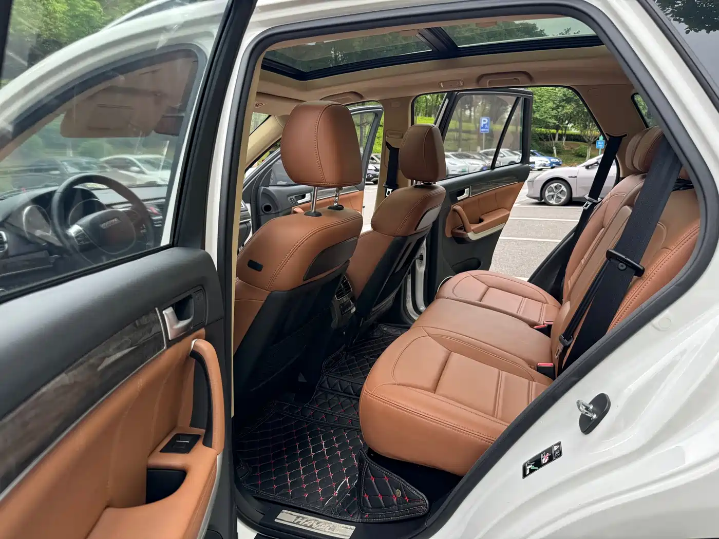 Haval H8 2015 2.0T FWD Comfort фото 9