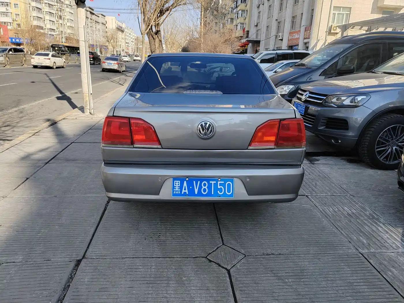 Volkswagen Jetta 2012 1.6L Commemorative Edition фото 6