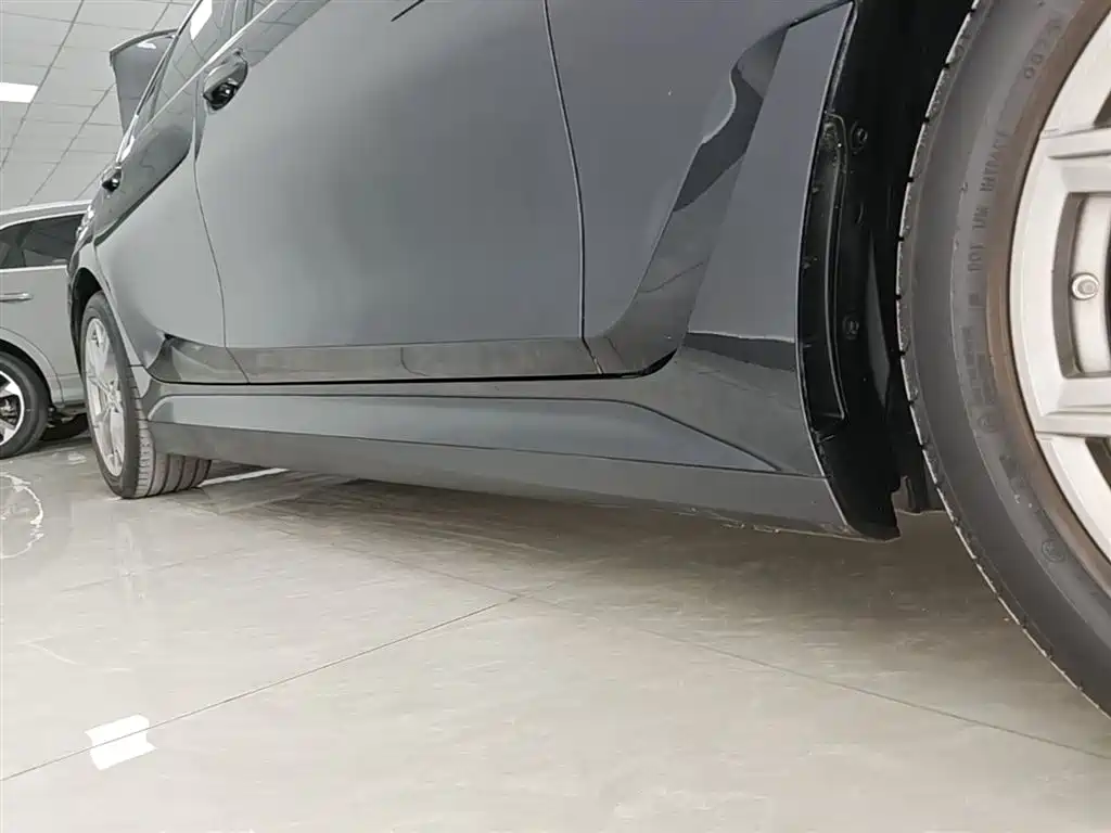 BMW i3 2025 eDrive 35 L фото 21