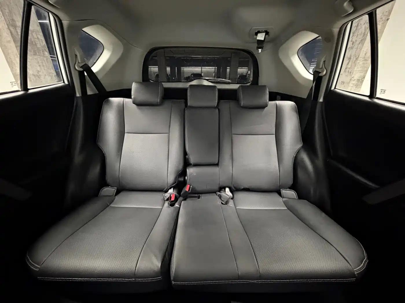 Toyota RAV4 Rongfang 2016 2.0L CVT 2WD Trend (China V) фото 14