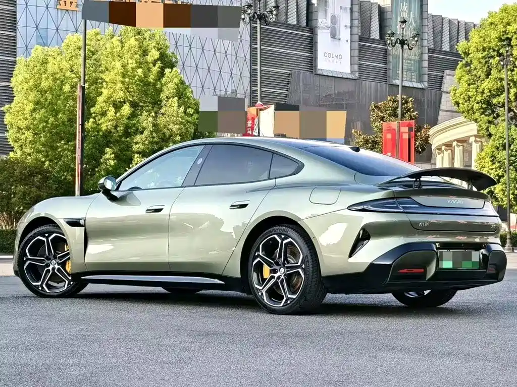 Фото 3 - Xiaomi SU7