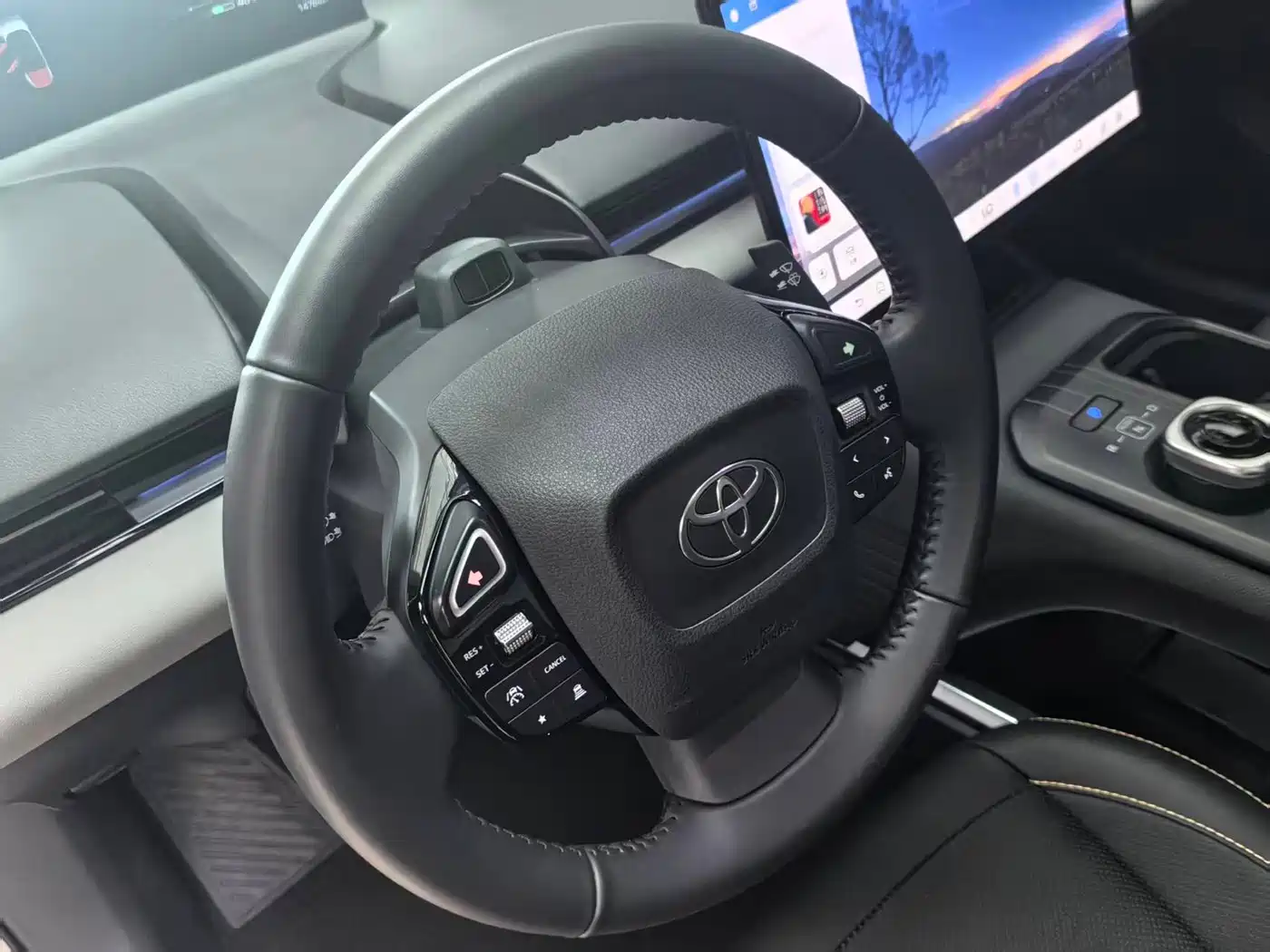 Toyota bZ5 2026 2025 Model 550 PRO