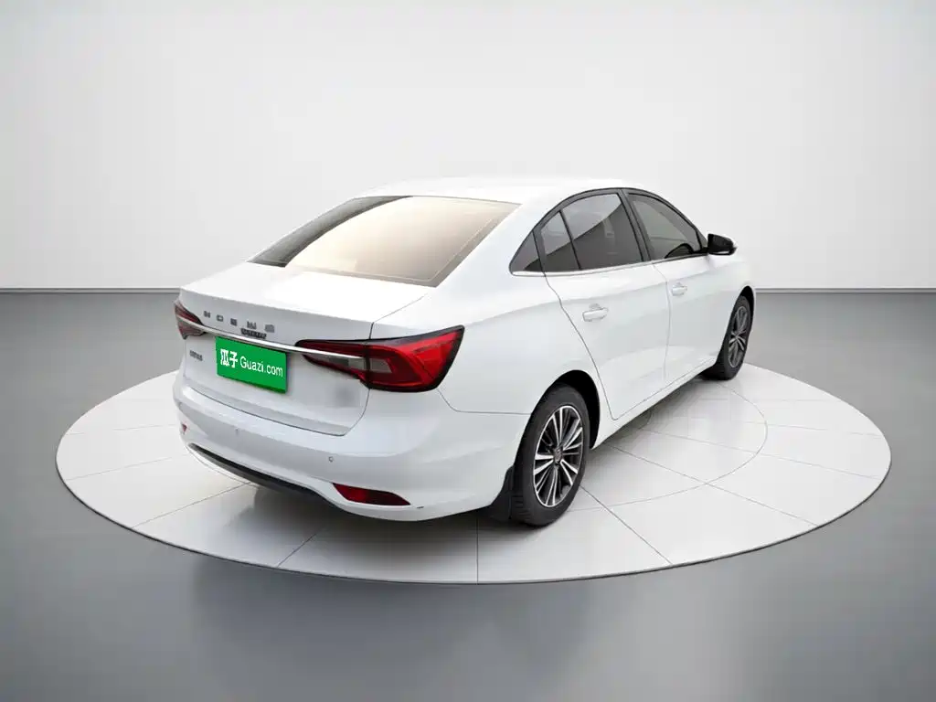 Фото 6 - Roewe i5