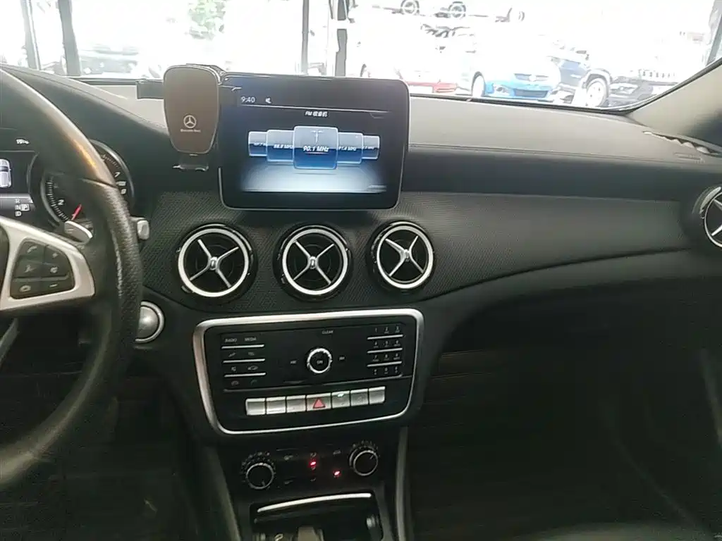 Mercedes-Benz GLA 2019 GLA 200 Fashion фото 13