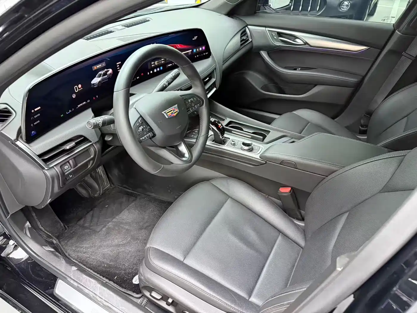Cadillac CT5 2024 28T Luxury Model Pro фото 9