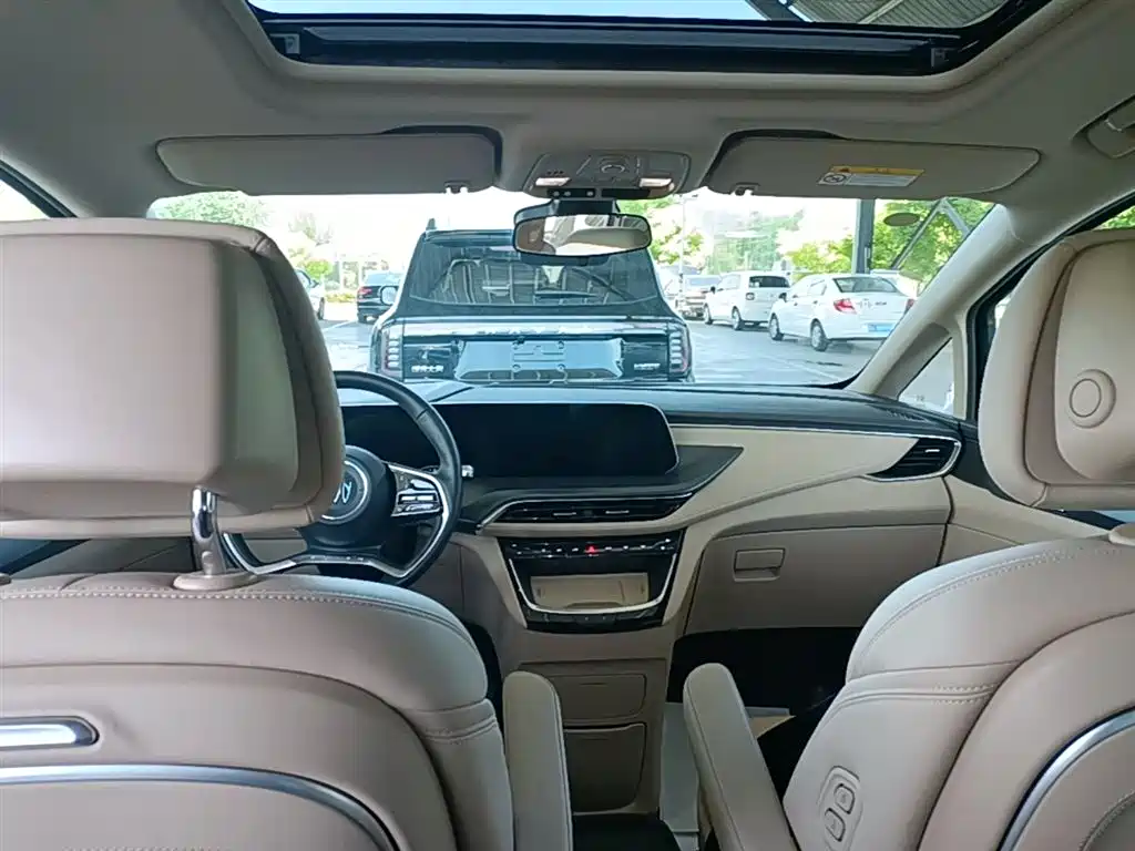 Buick GL8 New Energy 2025 Land Honor Premium Edition 7-Seater фото 10