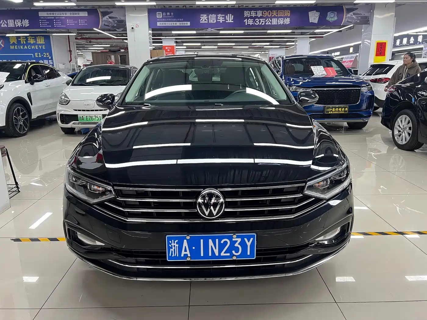 Volkswagen Magotan 2020 330TSI DSG Luxury фото 2