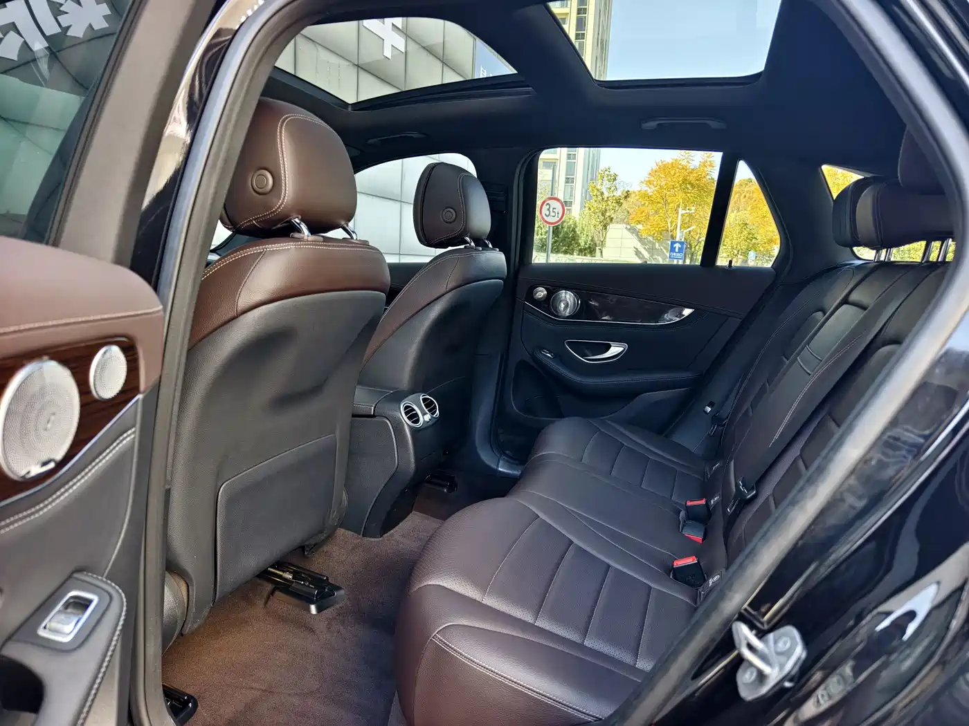 Mercedes-Benz GLC 2018 GLC 260 4MATIC Luxury фото 9