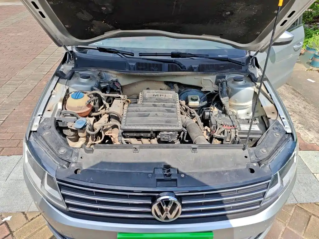 Фото 21 - Volkswagen Lavida