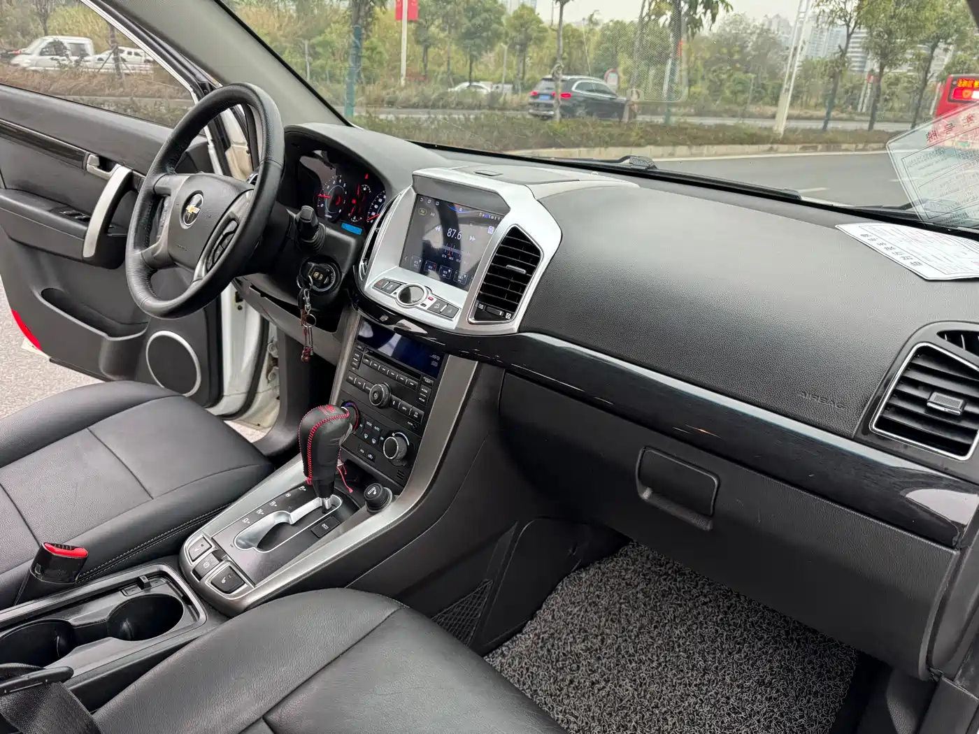 Chevrolet Captiva 2012 2.4L 4WD Flagship Edition 7-Seater фото 10