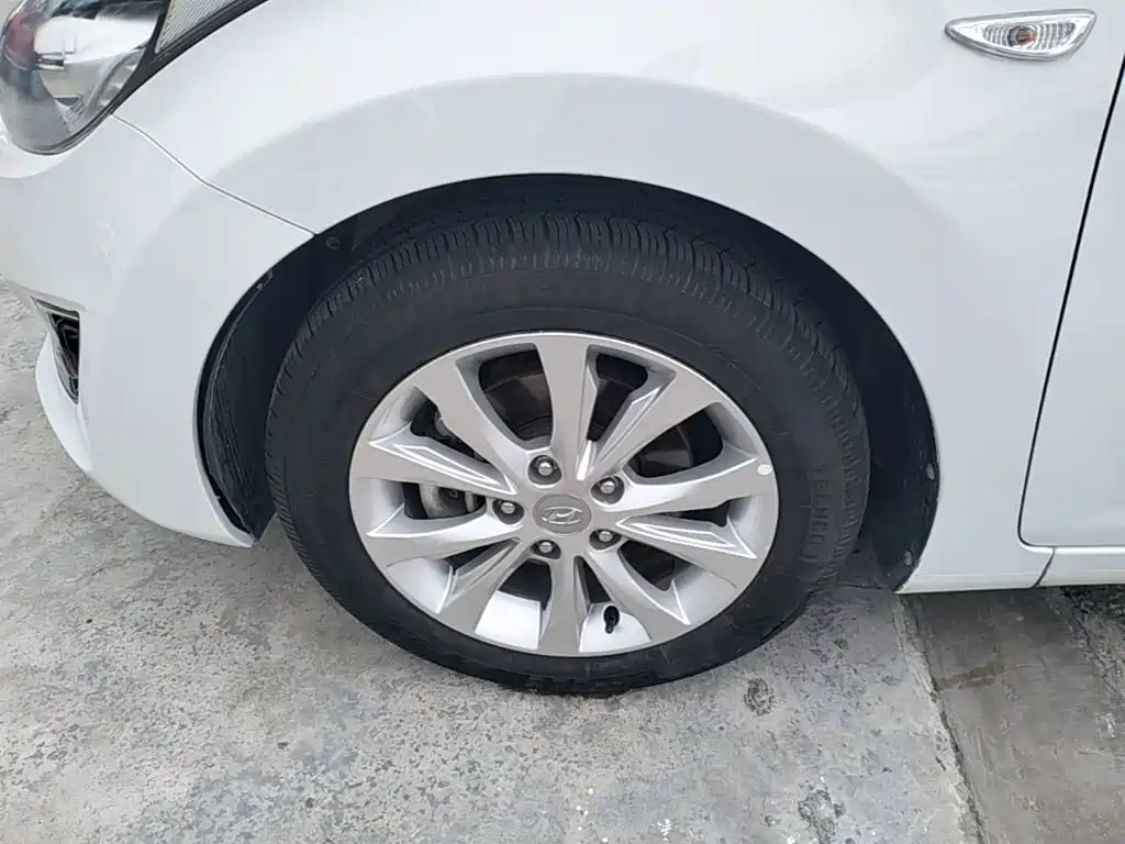 Hyundai Langdong 2017 2016 1.6L Automatic Smart Edition