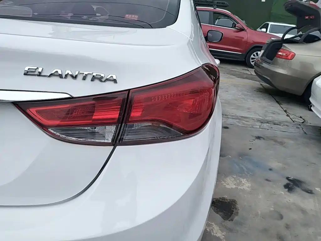 Hyundai Langdong 2017 2016 1.6L Automatic Smart Edition