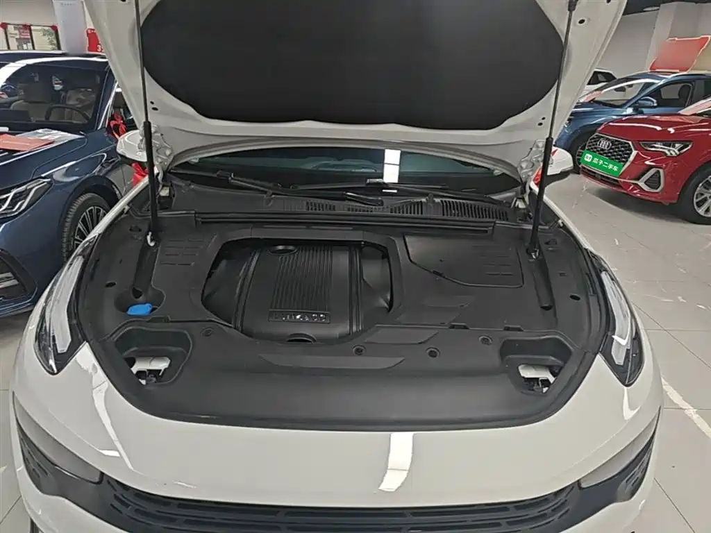 Lynk & Co 02 2018 1.5T DCT 2WD Power Edition China V фото 20