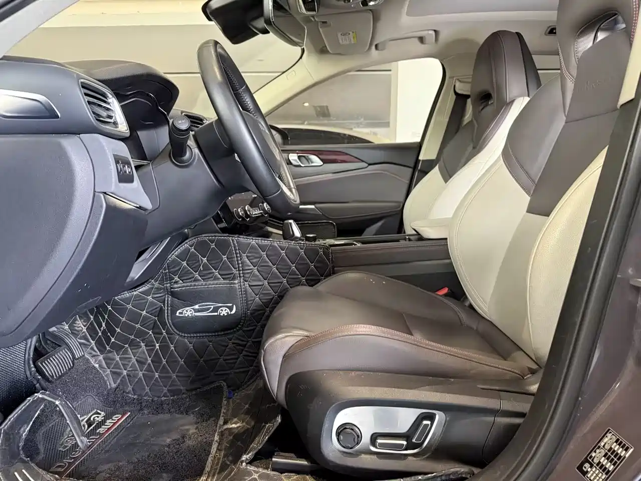 Lynk & Co 02 New Energy 2019 Edition 1.5T PHEV Pro фото 4