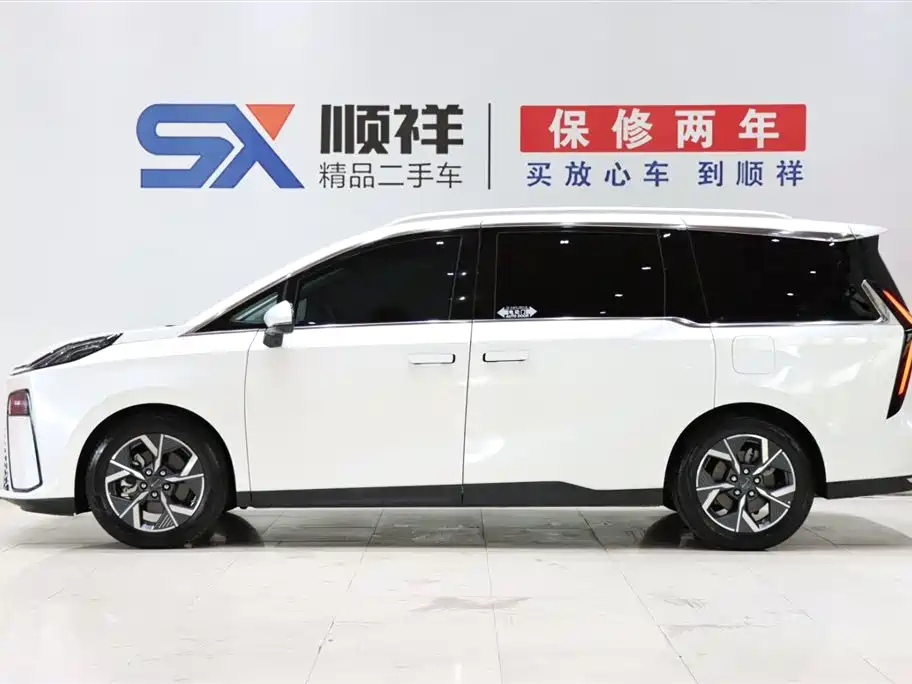 Фото 6 - Maxus Maxus G70