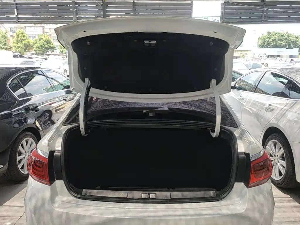 Citroën C4 C-Quatre 2016 2016 1.6L Automatic Comfort