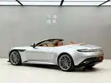 Фото 15 - Aston Martin DB12